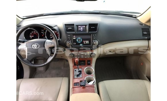 Buy Import Toyota Highlander Black Car in Import - Dubai in Bagmati Buy Import Toyota Highlander Black Car in Import - Dubai in Bagmati