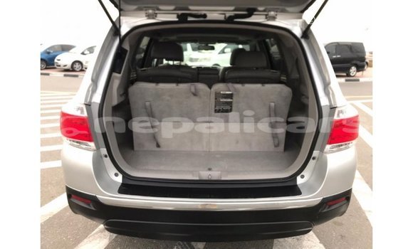 Buy Import Toyota Highlander Other Car in Import - Dubai in Bagmati Buy Import Toyota Highlander Other Car in Import - Dubai in Bagmati