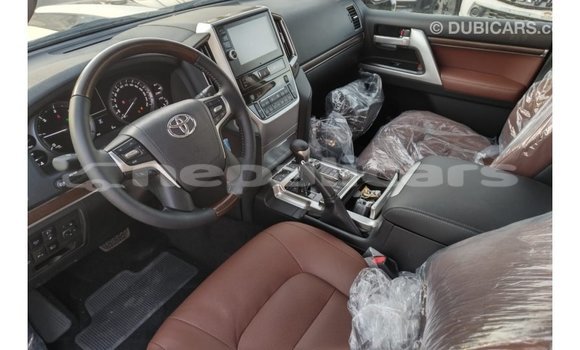 Buy Import Toyota Land Cruiser White Car in Import - Dubai in Bagmati Buy Import Toyota Land Cruiser White Car in Import - Dubai in Bagmati