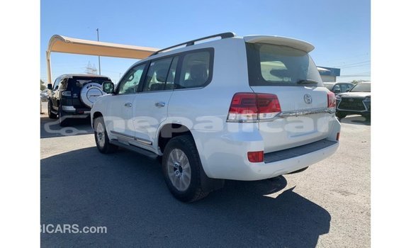 Buy Import Toyota Land Cruiser White Car in Import - Dubai in Bagmati Buy Import Toyota Land Cruiser White Car in Import - Dubai in Bagmati