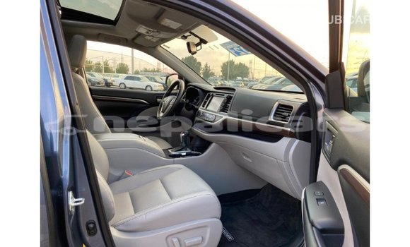 Buy Import Toyota Highlander Blue Car in Import - Dubai in Bagmati Buy Import Toyota Highlander Blue Car in Import - Dubai in Bagmati