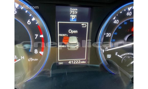 Buy Import Toyota Highlander Green Car in Import - Dubai in Bagmati Buy Import Toyota Highlander Green Car in Import - Dubai in Bagmati