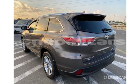 Buy Import Toyota Highlander Other Car in Import - Dubai in Bagmati Buy Import Toyota Highlander Other Car in Import - Dubai in Bagmati