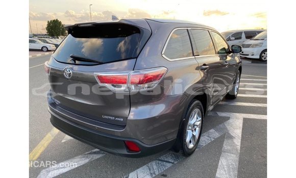 Buy Import Toyota Highlander Other Car in Import - Dubai in Bagmati Buy Import Toyota Highlander Other Car in Import - Dubai in Bagmati