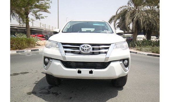 Buy Import Toyota Fortuner White Car in Import - Dubai in Bagmati Buy Import Toyota Fortuner White Car in Import - Dubai in Bagmati