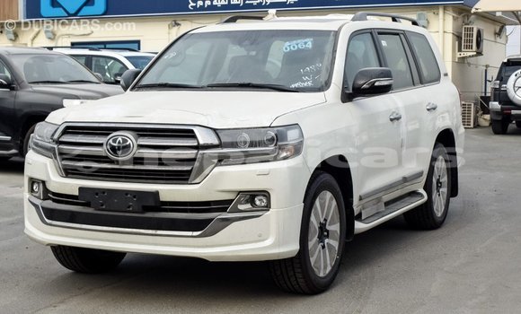 Buy Import Toyota Land Cruiser White Car in Import - Dubai in Bagmati Buy Import Toyota Land Cruiser White Car in Import - Dubai in Bagmati