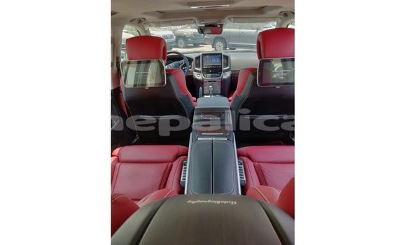 Buy Import Toyota Land Cruiser Red Car in Import - Dubai in Bagmati Buy Import Toyota Land Cruiser Red Car in Import - Dubai in Bagmati