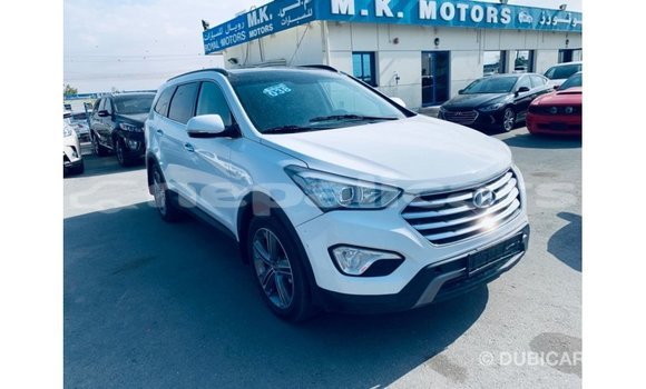 Buy Import Hyundai Santa Fe White Car in Import - Dubai in Bagmati Buy Import Hyundai Santa Fe White Car in Import - Dubai in Bagmati