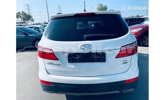 Buy Import Hyundai Santa Fe White Car in Import - Dubai in Bagmati Buy Import Hyundai Santa Fe White Car in Import - Dubai in Bagmati