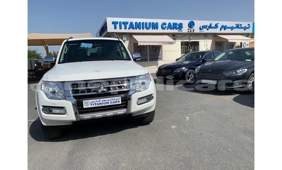 Buy Import Mitsubishi Pajero White Car in Import - Dubai in Bagmati Buy Import Mitsubishi Pajero White Car in Import - Dubai in Bagmati