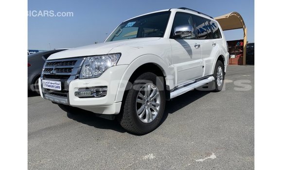 Buy Import Mitsubishi Pajero White Car in Import - Dubai in Bagmati Buy Import Mitsubishi Pajero White Car in Import - Dubai in Bagmati
