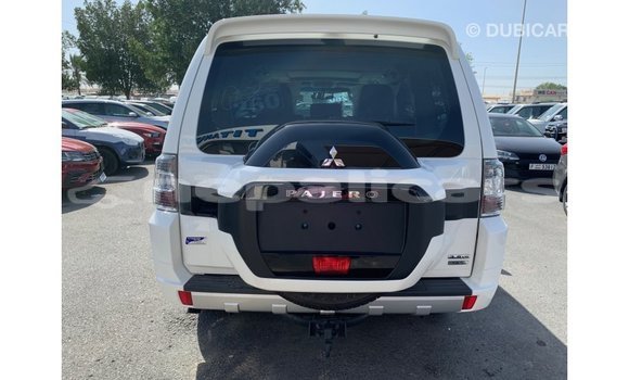 Buy Import Mitsubishi Pajero White Car in Import - Dubai in Bagmati Buy Import Mitsubishi Pajero White Car in Import - Dubai in Bagmati