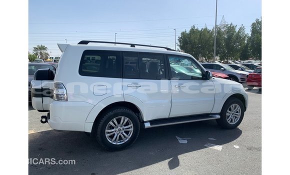 Buy Import Mitsubishi Pajero White Car in Import - Dubai in Bagmati Buy Import Mitsubishi Pajero White Car in Import - Dubai in Bagmati