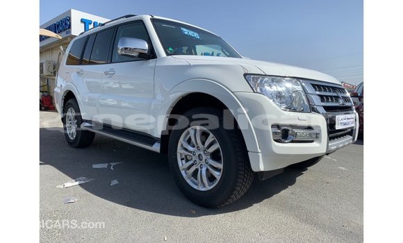Buy Import Mitsubishi Pajero White Car in Import - Dubai in Bagmati Buy Import Mitsubishi Pajero White Car in Import - Dubai in Bagmati