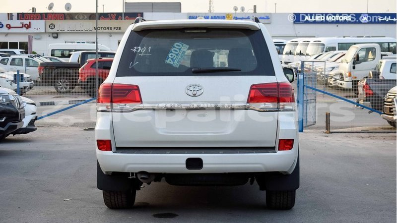 Big with watermark toyota land cruiser bagmati import dubai 1852