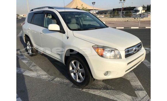 Buy Import Toyota 4Runner White Car in Import - Dubai in Bagmati Buy Import Toyota 4Runner White Car in Import - Dubai in Bagmati