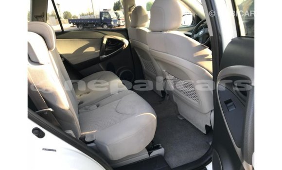 Buy Import Toyota 4Runner White Car in Import - Dubai in Bagmati Buy Import Toyota 4Runner White Car in Import - Dubai in Bagmati