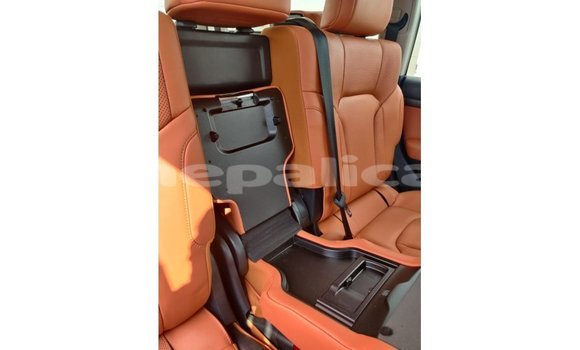 Buy Import Toyota Land Cruiser White Car in Import - Dubai in Bagmati Buy Import Toyota Land Cruiser White Car in Import - Dubai in Bagmati