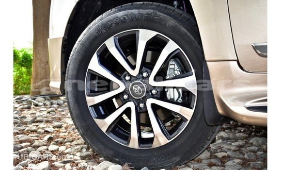 Buy Import Toyota Land Cruiser Other Car in Import - Dubai in Bagmati Buy Import Toyota Land Cruiser Other Car in Import - Dubai in Bagmati