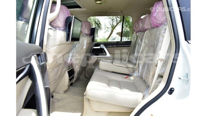 Big with watermark toyota land cruiser bagmati import dubai 1873