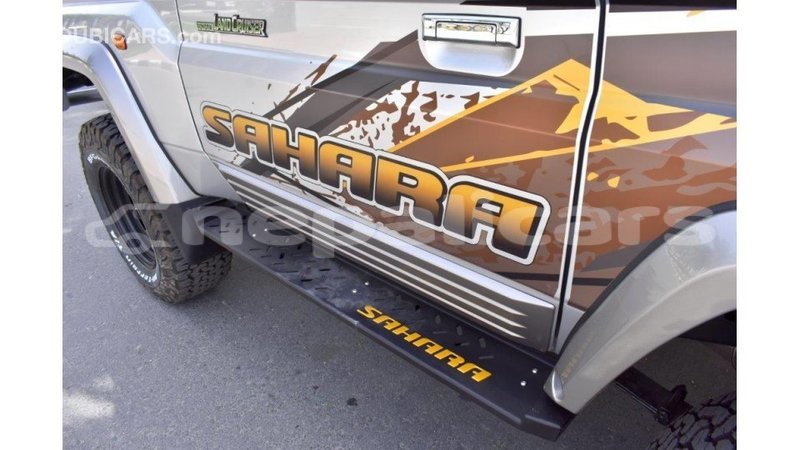 Big with watermark toyota land cruiser bagmati import dubai 1880