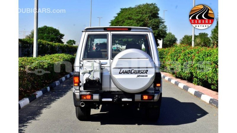 Big with watermark toyota land cruiser bagmati import dubai 1890