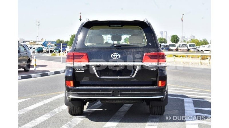 Big with watermark toyota land cruiser bagmati import dubai 1892
