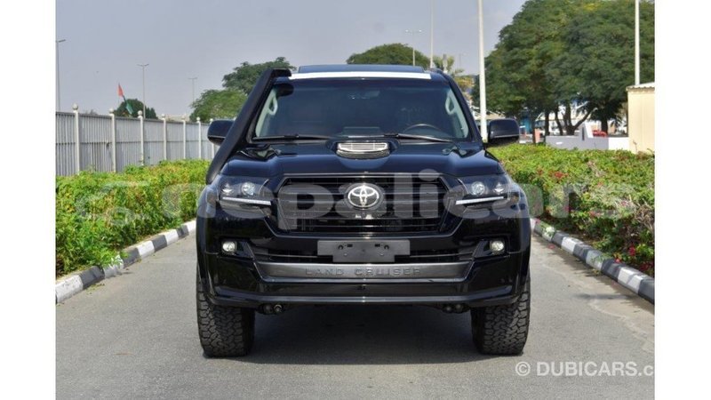 Big with watermark toyota land cruiser bagmati import dubai 1909