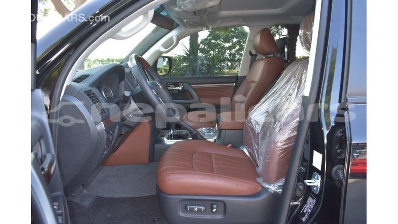 Big with watermark toyota land cruiser bagmati import dubai 1909