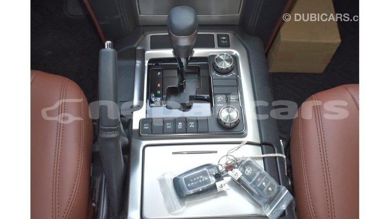 Big with watermark toyota land cruiser bagmati import dubai 1909