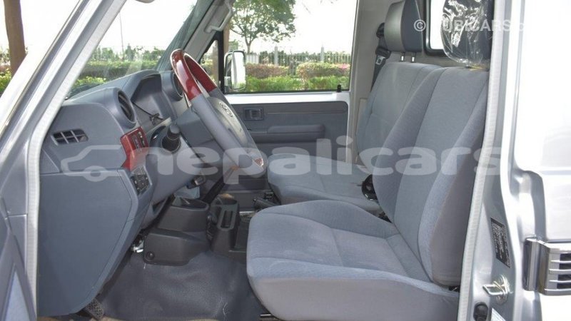 Big with watermark toyota land cruiser bagmati import dubai 1912