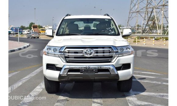 Buy Import Toyota Land Cruiser White Car in Import - Dubai in Bagmati Buy Import Toyota Land Cruiser White Car in Import - Dubai in Bagmati