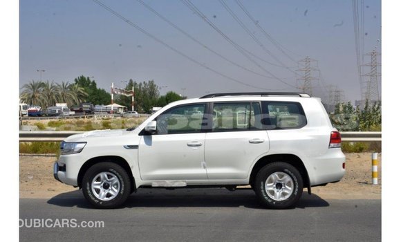 Buy Import Toyota Land Cruiser White Car in Import - Dubai in Bagmati Buy Import Toyota Land Cruiser White Car in Import - Dubai in Bagmati