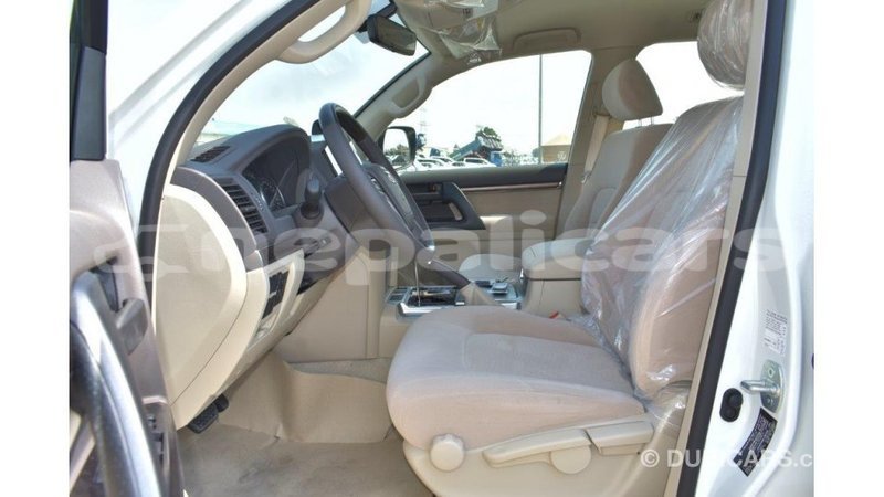 Big with watermark toyota land cruiser bagmati import dubai 1914