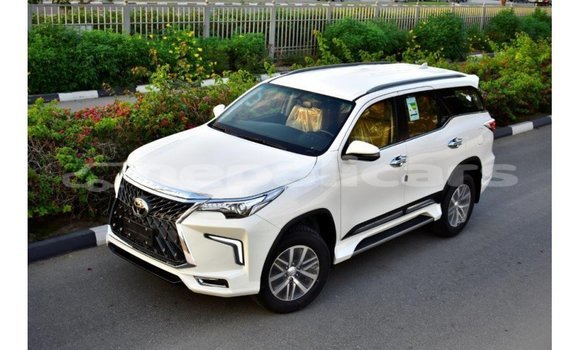 Buy Import Toyota Fortuner White Car in Import - Dubai in Bagmati Buy Import Toyota Fortuner White Car in Import - Dubai in Bagmati