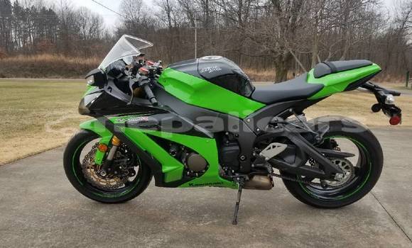 Buy Used Kawasaki Ninja ZX-10R Green Bike in Kathmandu in Bagmati Buy Used Kawasaki Ninja ZX-10R Green Bike in Kathmandu in Bagmati