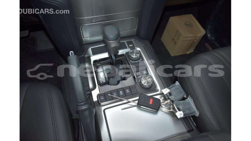 Big with watermark toyota land cruiser bagmati import dubai 1926