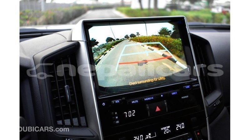 Big with watermark toyota land cruiser bagmati import dubai 1926