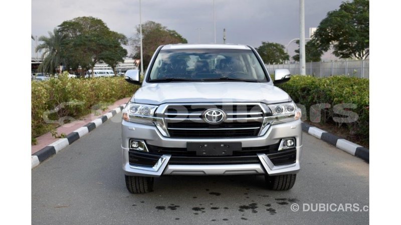 Big with watermark toyota land cruiser bagmati import dubai 1929