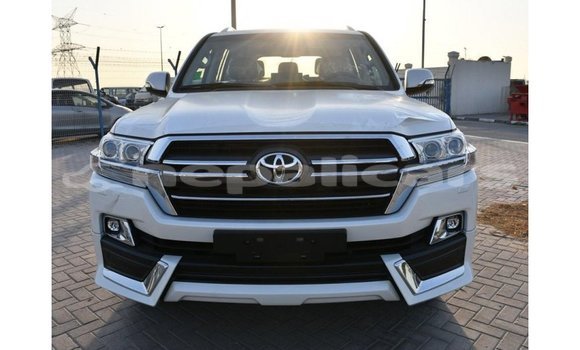 Buy Import Toyota Land Cruiser White Car in Import - Dubai in Bagmati Buy Import Toyota Land Cruiser White Car in Import - Dubai in Bagmati