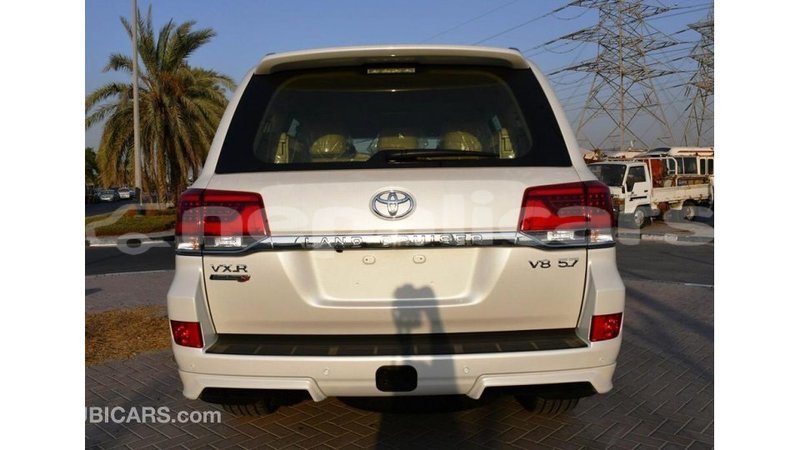 Big with watermark toyota land cruiser bagmati import dubai 1934