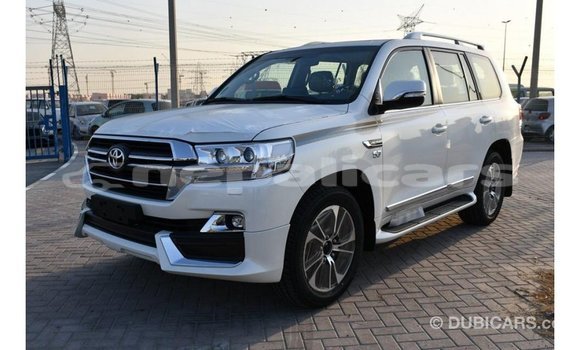 Buy Import Toyota Land Cruiser White Car in Import - Dubai in Bagmati Buy Import Toyota Land Cruiser White Car in Import - Dubai in Bagmati