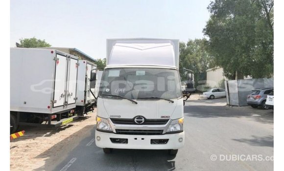 Buy Import Hino 300 Series White Truck in Import - Dubai in Bagmati Buy Import Hino 300 Series White Truck in Import - Dubai in Bagmati