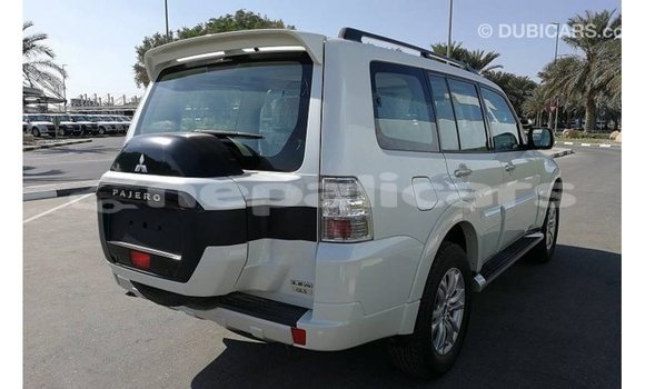 Buy Import Mitsubishi Pajero White Car in Import - Dubai in Bagmati Buy Import Mitsubishi Pajero White Car in Import - Dubai in Bagmati