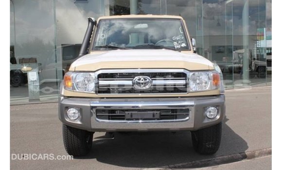 Buy Import Toyota Land Cruiser Beige Car in Import - Dubai in Bagmati Buy Import Toyota Land Cruiser Beige Car in Import - Dubai in Bagmati