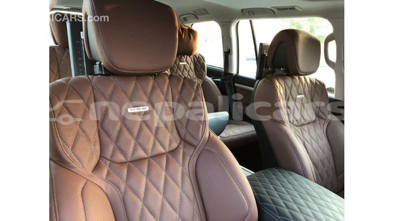 Big with watermark toyota land cruiser bagmati import dubai 1970