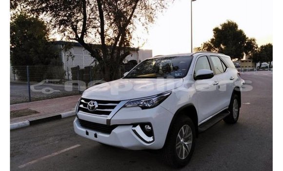 Buy Import Toyota Fortuner White Car in Import - Dubai in Bagmati Buy Import Toyota Fortuner White Car in Import - Dubai in Bagmati