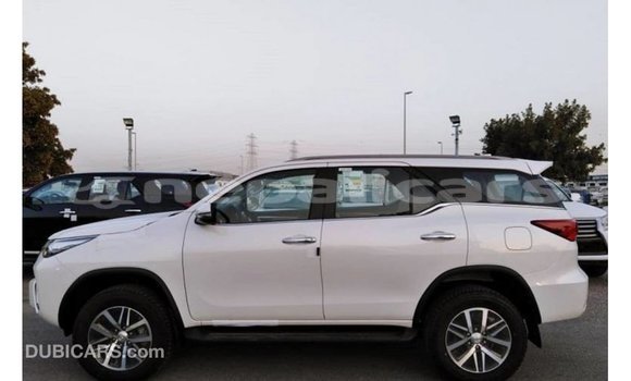 Buy Import Toyota Fortuner White Car in Import - Dubai in Bagmati Buy Import Toyota Fortuner White Car in Import - Dubai in Bagmati