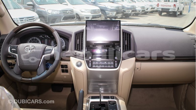 Big with watermark toyota land cruiser bagmati import dubai 1983