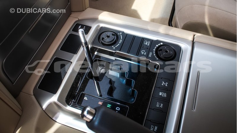 Big with watermark toyota land cruiser bagmati import dubai 1983